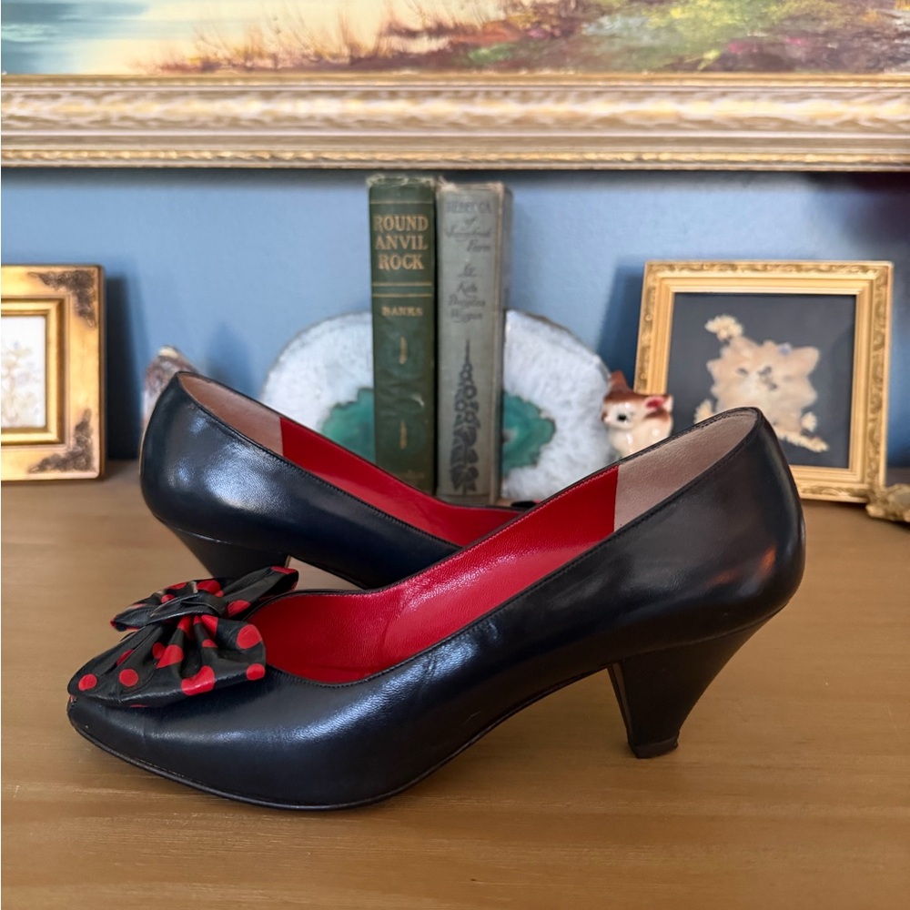 Vintage Bruno Magli Black leather peep toe pumps red polkadot bows. 6.5